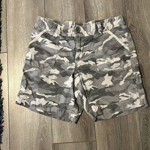 Carhartt Shorts Womens 14 Camouflage Relaxed Fit Ripstop Woodland Camo Outdoors